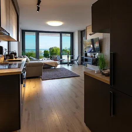 Panorama Corner Apartment