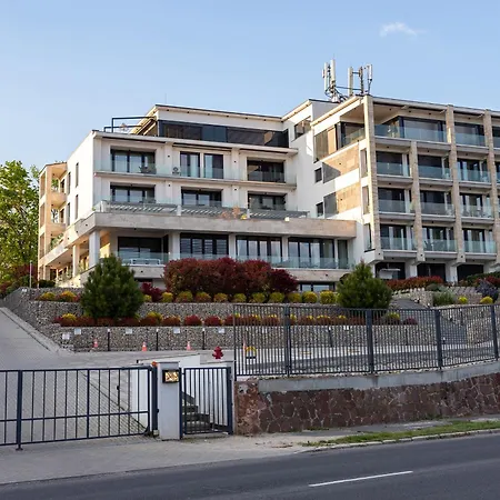 Panorama Corner Apartment Alsóörs